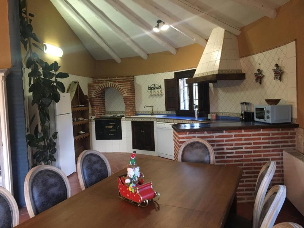 El Chozo Villa Fuentiduena ภายนอก รูปภาพ