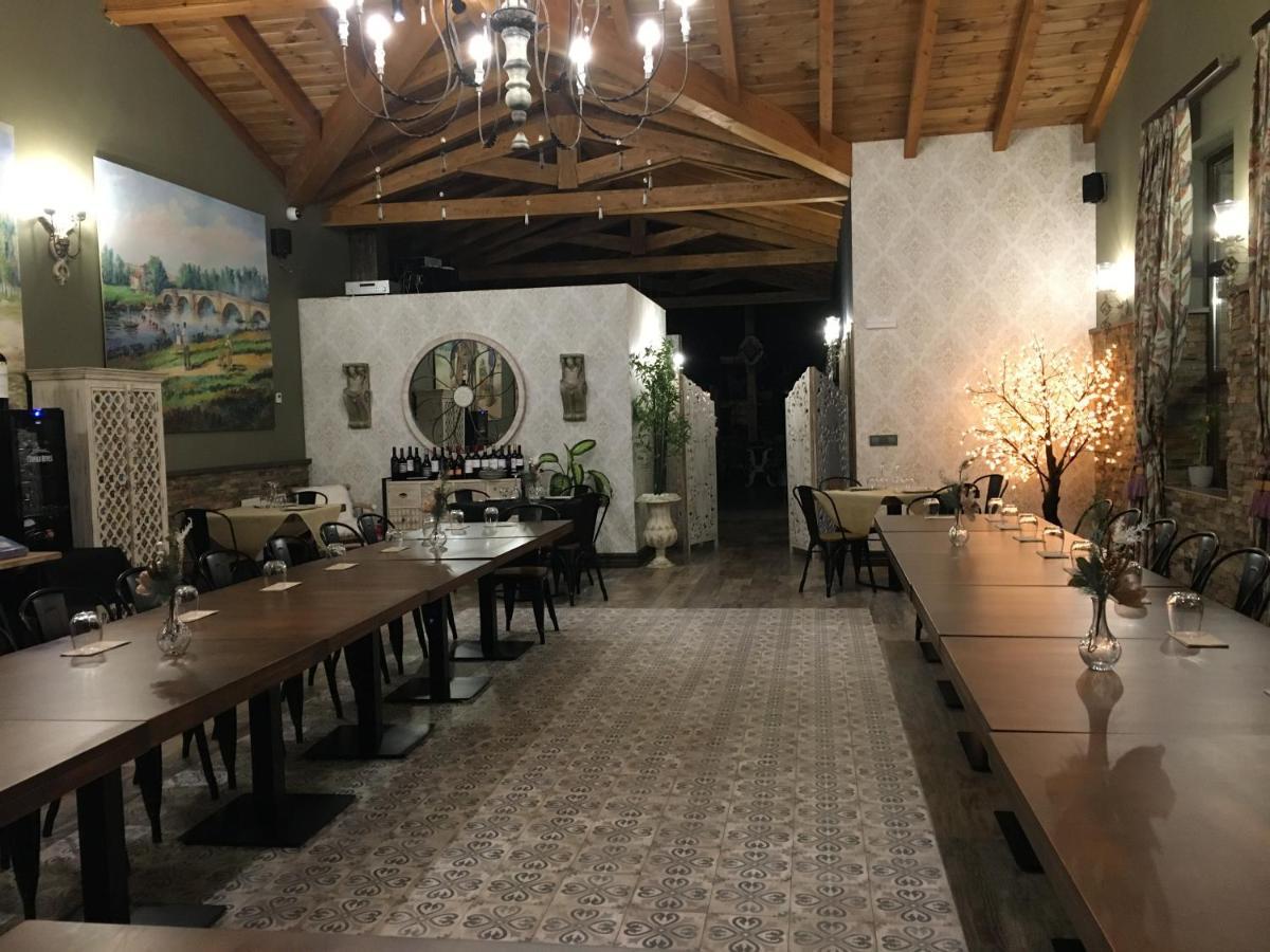 El Chozo Villa Fuentiduena ภายนอก รูปภาพ